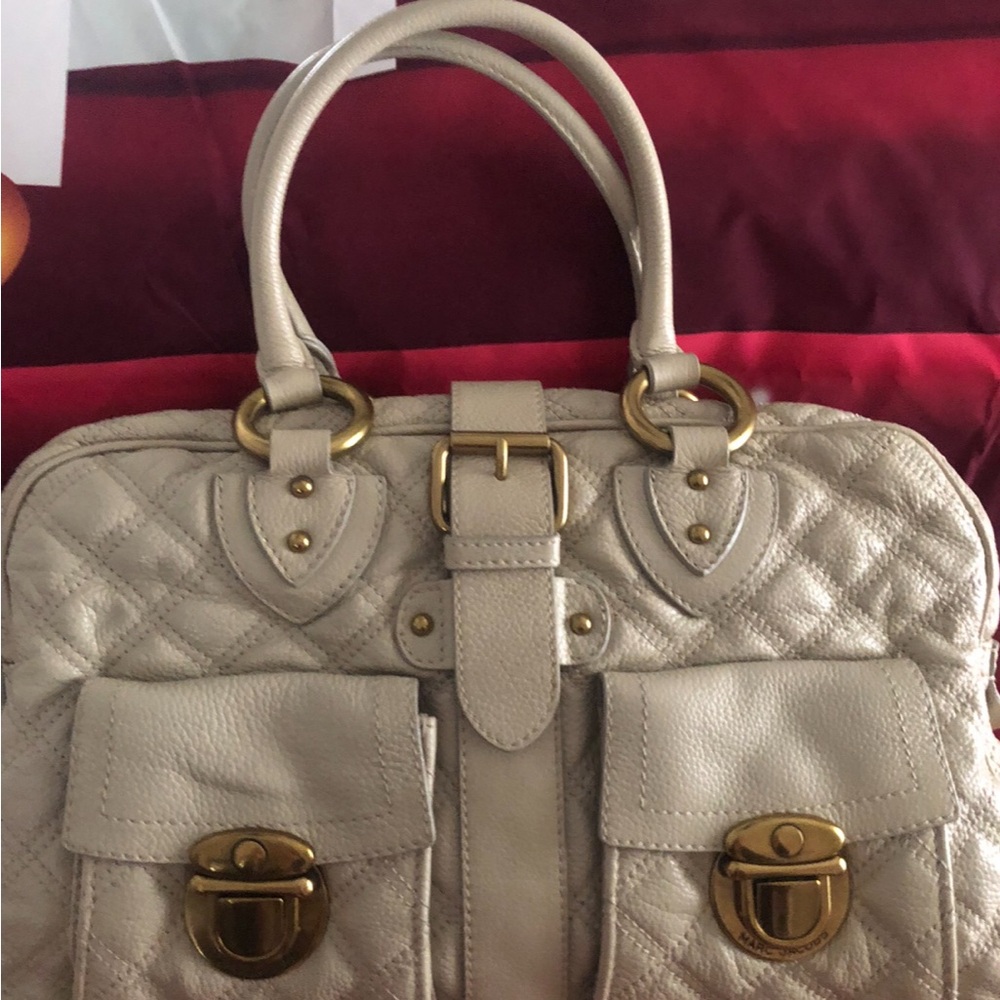 Marc Jacobs Gold and Cream Leather Clasp - Picture 6 of 15